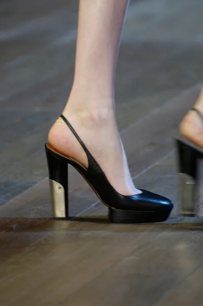 Look 50